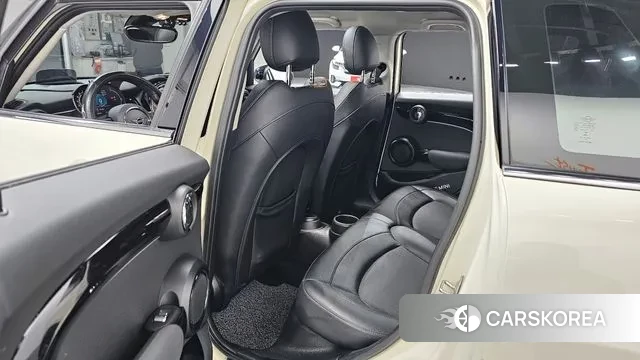 Mini Cooper S 2021 Жемчужный цвет из Кореи, фото 2