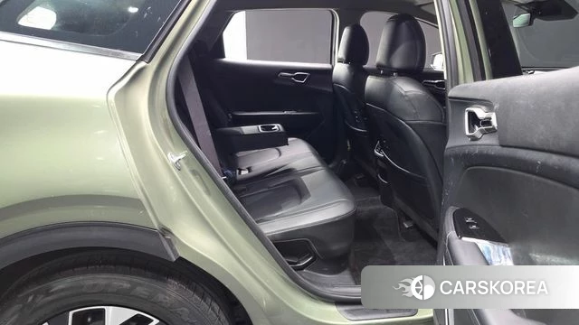Kia Sportage 5th Generation Hybrid 2023 Темно-зеленый из Кореи, фото 2