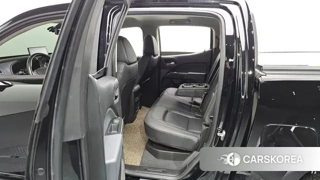 Chevrolet (GM Daewoo) Real New Colorado 2022 Черный из Кореи, фото 2