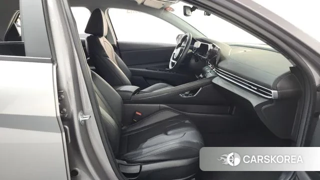 Hyundai The New Avante (CN7) 2024 Серый из Кореи, фото 2