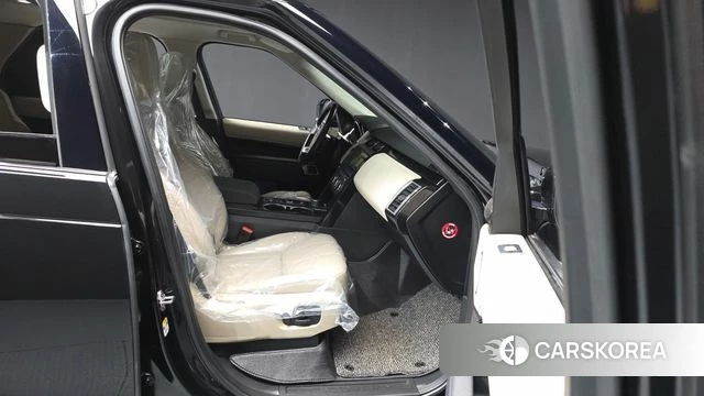 Land Rover Discovery 5 2018 Черный из Кореи, фото 2