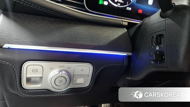 Mercedes-Benz GLS - Class X167 2025 Белый из Кореи, фото 2