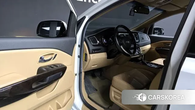 Kia The New Carnival 2018 Белый из Кореи, фото 2