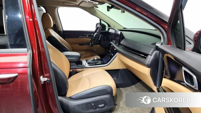 Kia Carnival 4th generation 2020 Красный из Кореи, фото 2