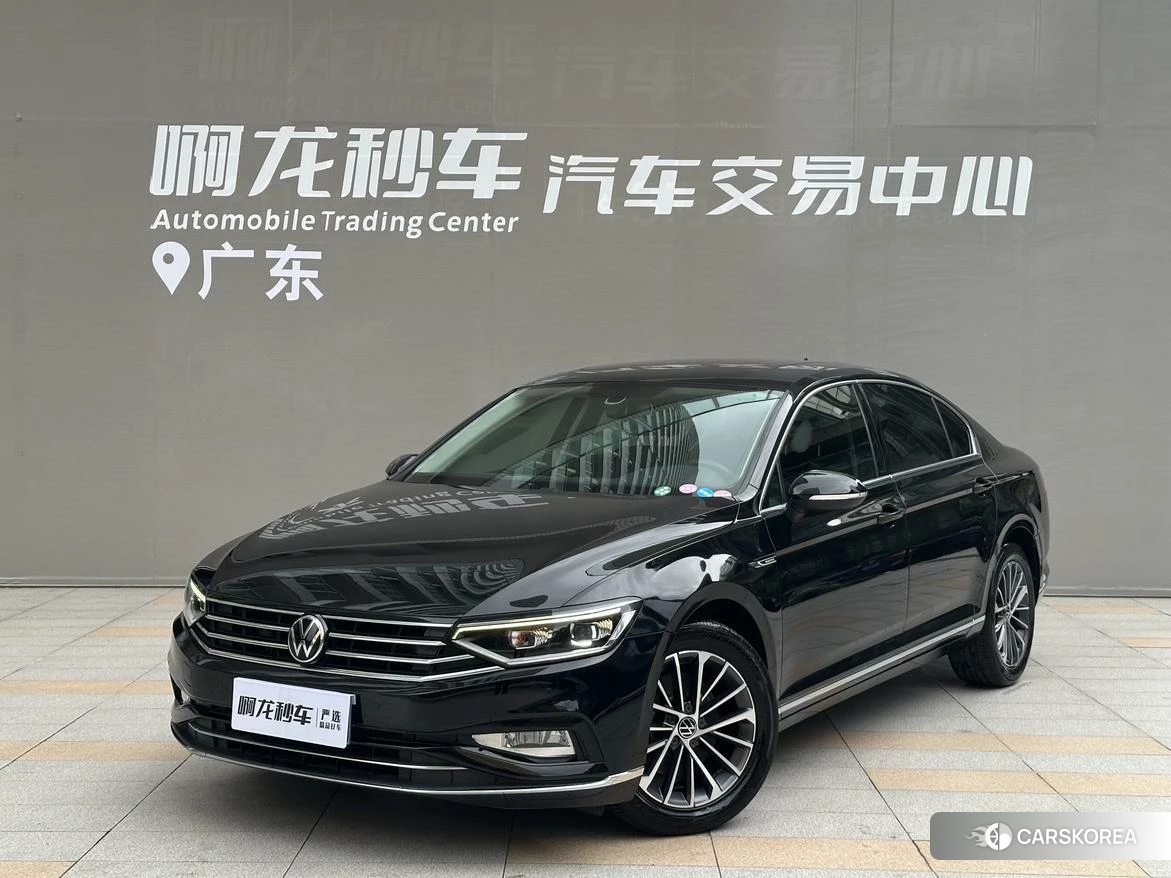 Volkswagen Magotan 2019 Черный из Китая, фото 2