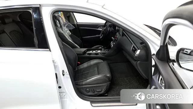 Genesis G70 2019 Белый из Кореи, фото 2