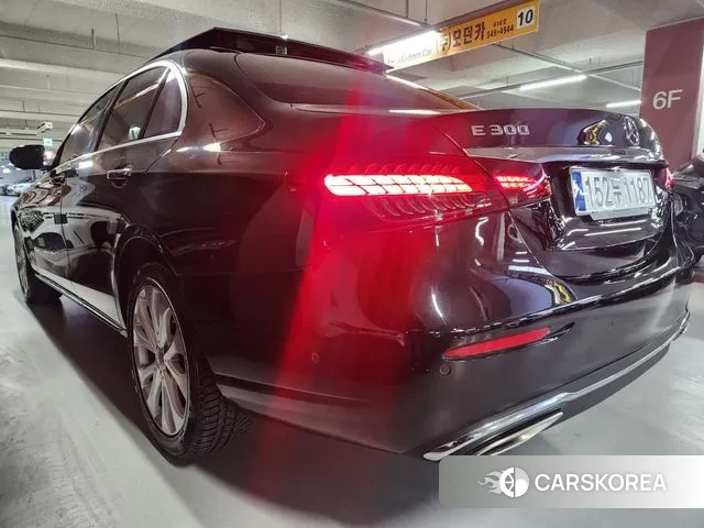 Mercedes-Benz E-Class W213 2019 Черный из Кореи, фото 2