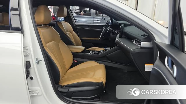 Kia K5 Hybrid 3rd Generation 2022 Белый из Кореи, фото 2