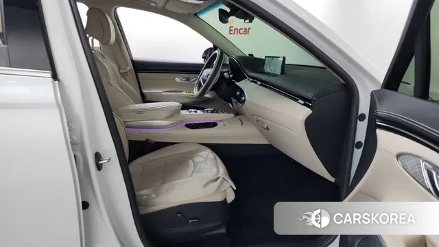 Genesis GV70 2024 Белый из Кореи, фото 2