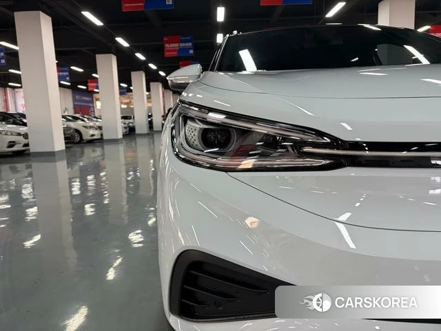 Volkswagen ID.4 X 2024 Белый из Китая, фото 2