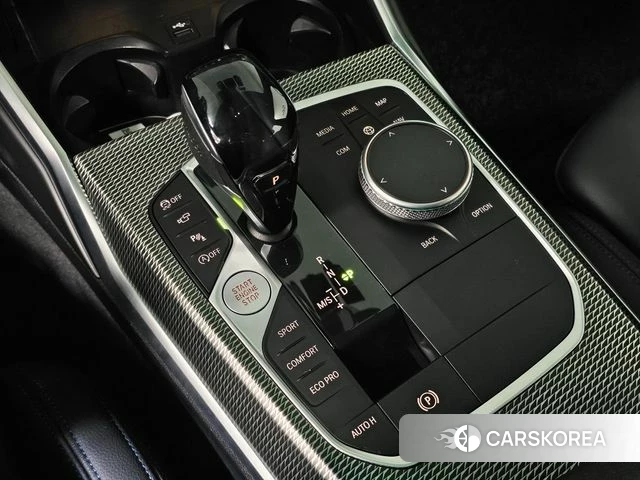 BMW 3 Series (G20) 2021 Черный из Кореи, фото 2