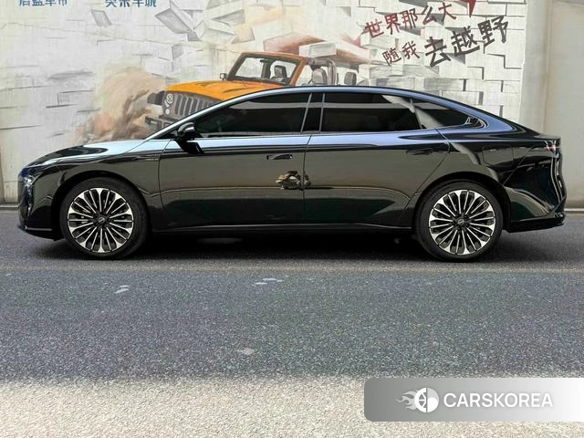 Nissan N7 2025 Черный из Китая, фото 2