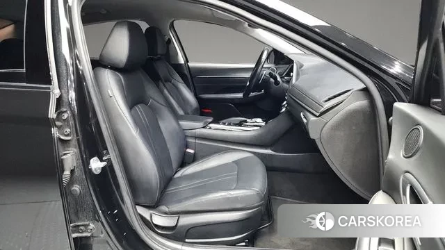 Hyundai Sonata (DN8) 2021 Черный из Кореи, фото 2