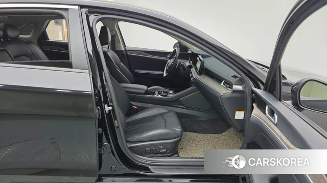 Kia K5 Hybrid 3rd Generation 2021 Черный из Кореи, фото 2