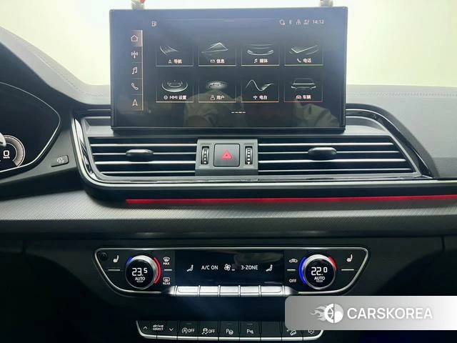 Audi Q5L Sportback 2025 Темно-серый из Китая, фото 2