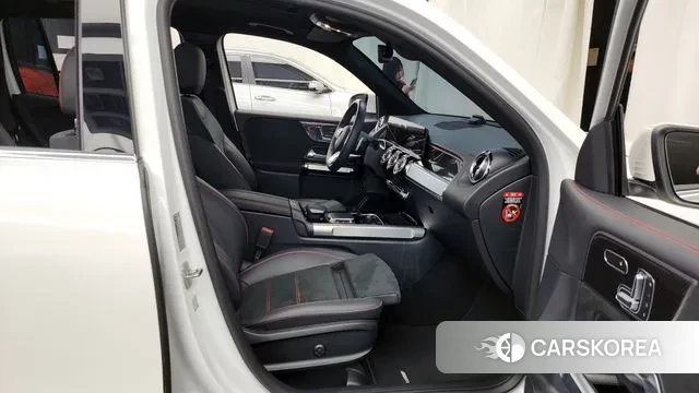 Mercedes-Benz GLB-Class X247 2023 Белый из Кореи, фото 2