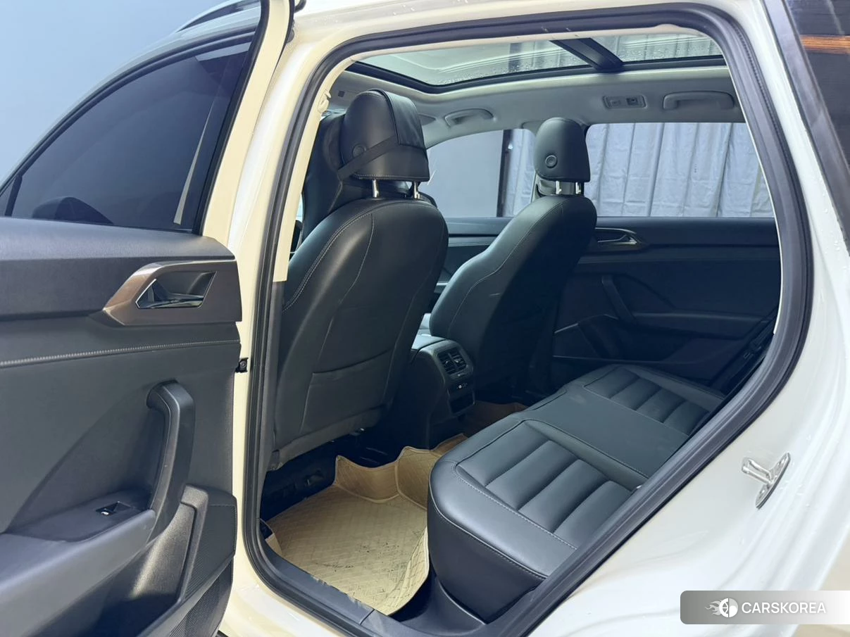 Volkswagen Tuyue 2022 Белый из Китая, фото 2