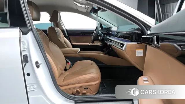 Hyundai Grandeur Hybrid (GN7) 2023 Белый из Кореи, фото 2