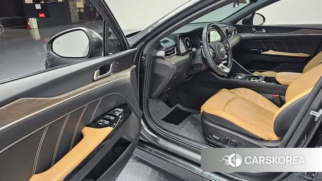 Kia K5 3rd generation 2020 Серый из Кореи, фото 2