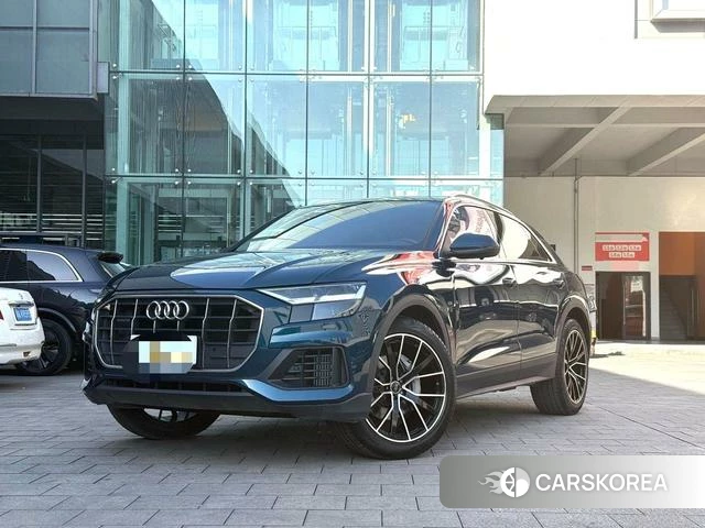 Audi Q8 2023 Синий из Китая, фото 2