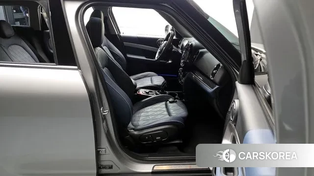 Mini Cooper S Countryman 2023 Серебряный из Кореи, фото 2