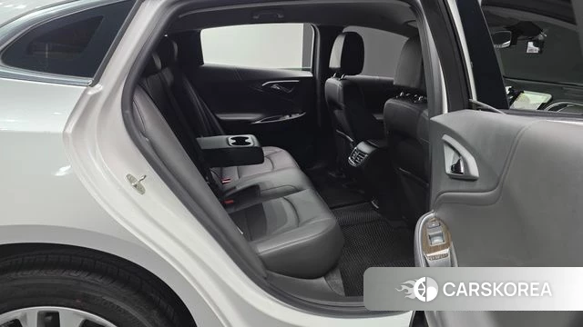 Chevrolet (GM Daewoo) All New Malibu 2018 Белый из Кореи, фото 2