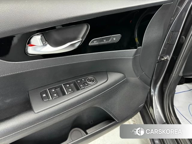 Kia Come New K3 2018 Серый из Кореи, фото 2