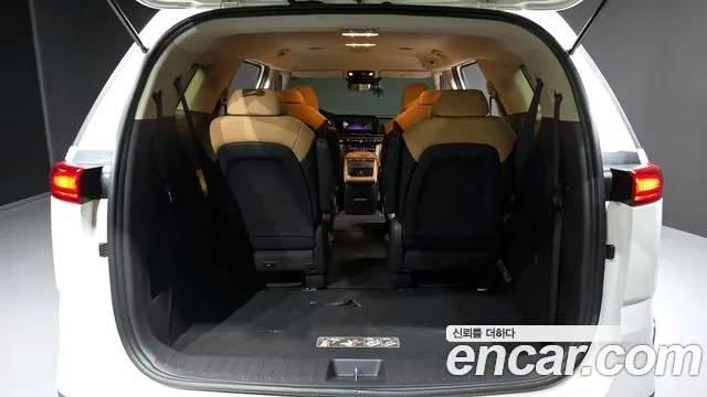 Kia Carnival 4th generation id 2686929 из Кореи 2