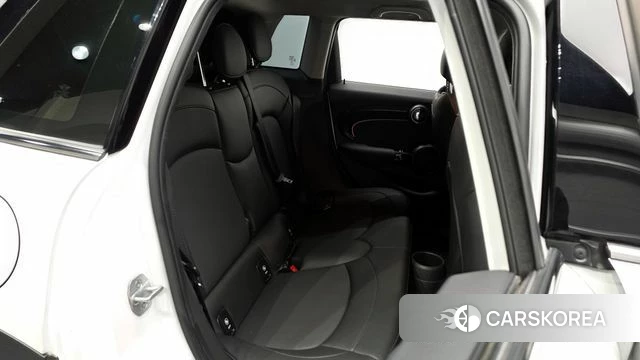 Mini Cooper 2023 Белый из Кореи, фото 2