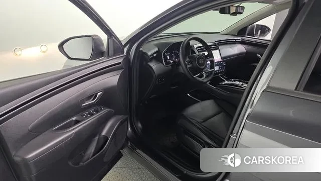 Hyundai Tucson (NX4) 2021 Серый из Кореи, фото 2