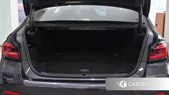 BMW 5 Series (G30) 2022 Серый из Кореи, фото 2