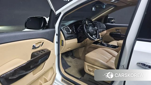 Kia The New Carnival 2018 Белый из Кореи, фото 2