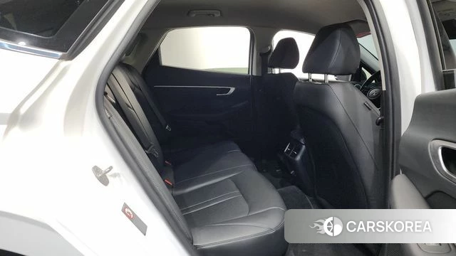 Hyundai Sonata (DN8) 2022 Белый из Кореи, фото 2