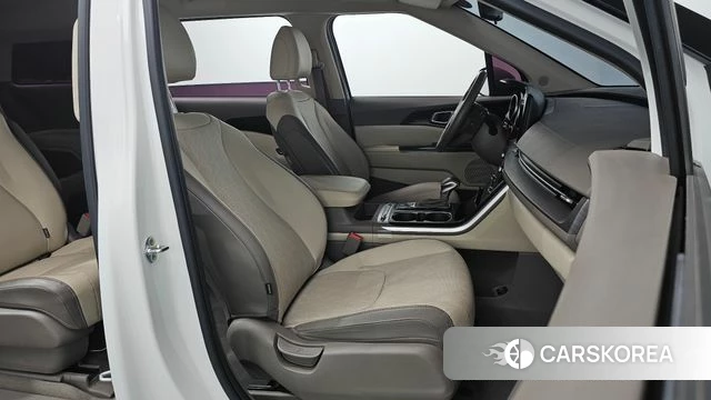 Kia Carnival 4th generation 2021 Белый из Кореи, фото 2