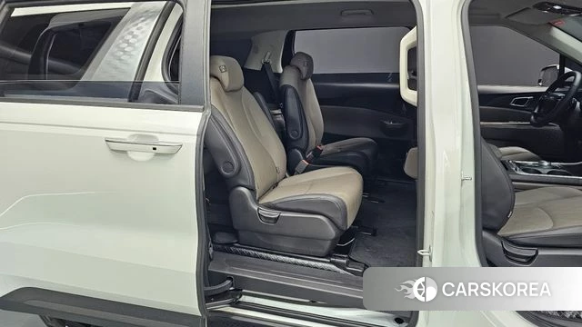 Kia The New Carnival 4th Generation 2025 Белый из Кореи, фото 2