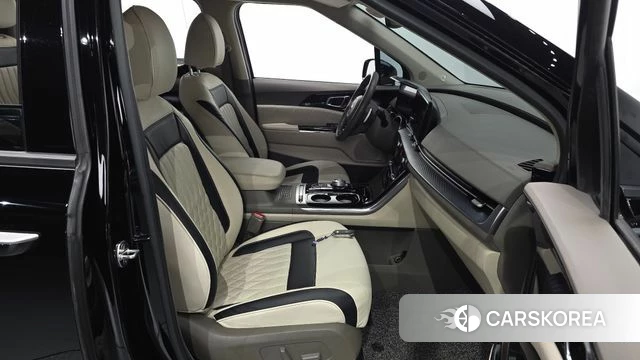 Kia Carnival 4th generation 2021 Черный из Кореи, фото 2