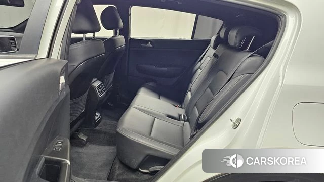 Kia Sportage The Bold 2021 Белый из Кореи, фото 2