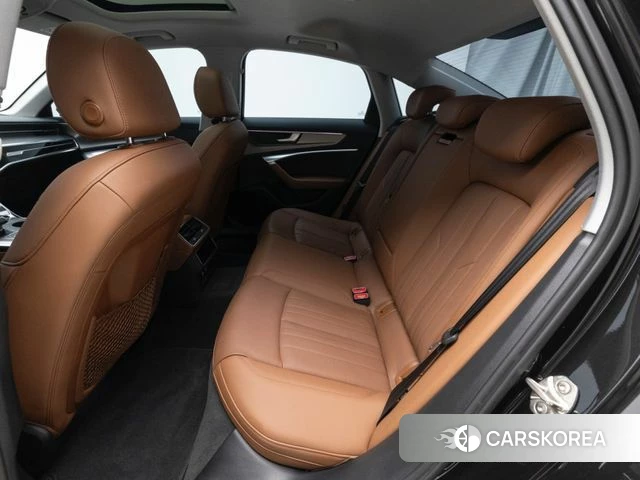 Audi A6 (C8) 2021 Черный из Кореи, фото 2