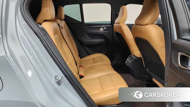 Volvo XC40 2019 Белый из Кореи, фото 2