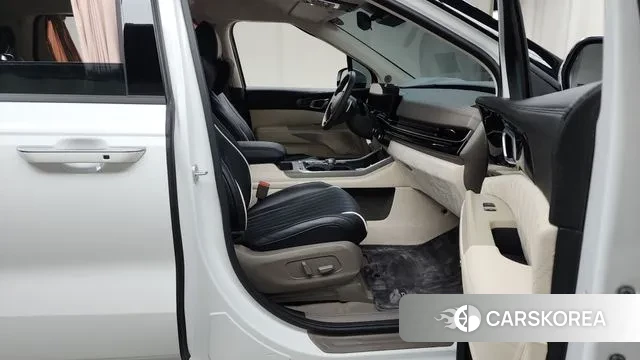 Kia The New Carnival 4th Generation 2024 Белый из Кореи, фото 2