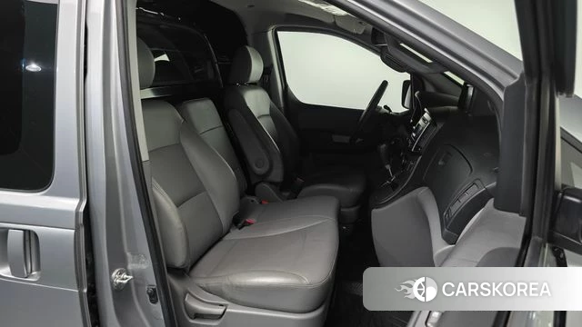 Hyundai The New Grand Starex 2020 Серебряный из Кореи, фото 2