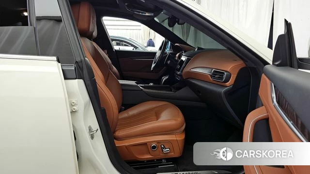 Maserati Levante 2022 Белый из Кореи, фото 2