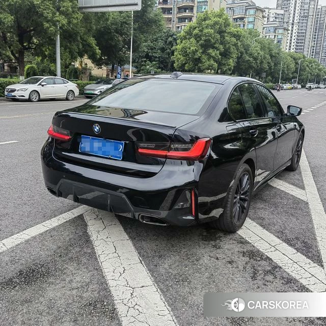 BMW 3 series 2023 Черный из Китая, фото 2
