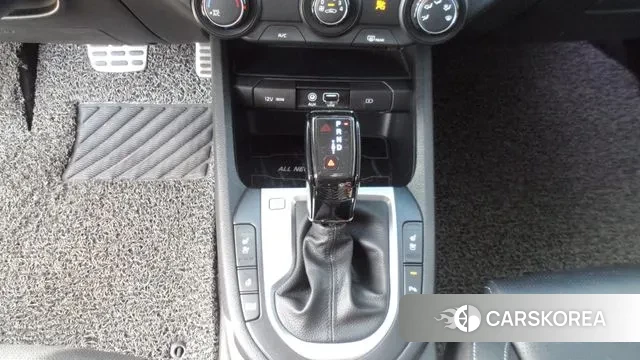 Kia Come New K3 2018 Белый из Кореи, фото 2