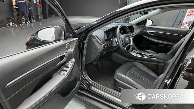 Hyundai Sonata (DN8) 2022 Черный из Кореи, фото 2