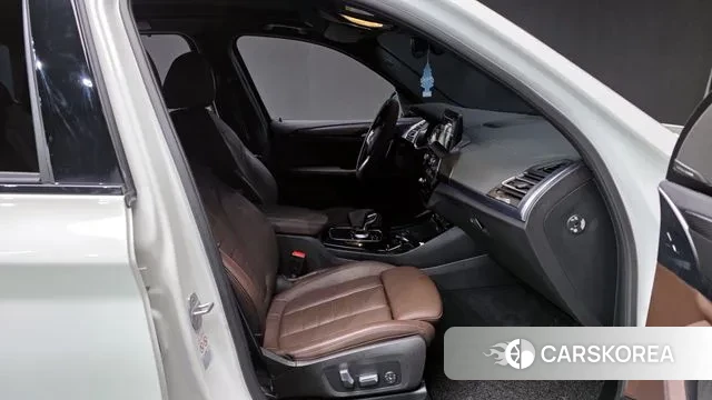 BMW X3 (G01) 2023 Белый из Кореи, фото 2