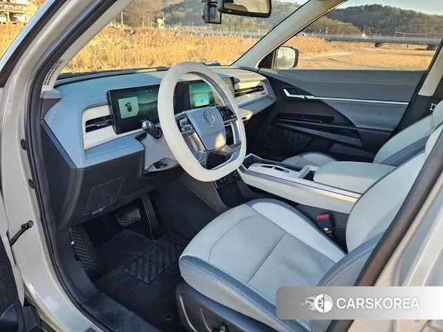 Ssangyong Torres EVX 2024 Белый из Кореи, фото 2