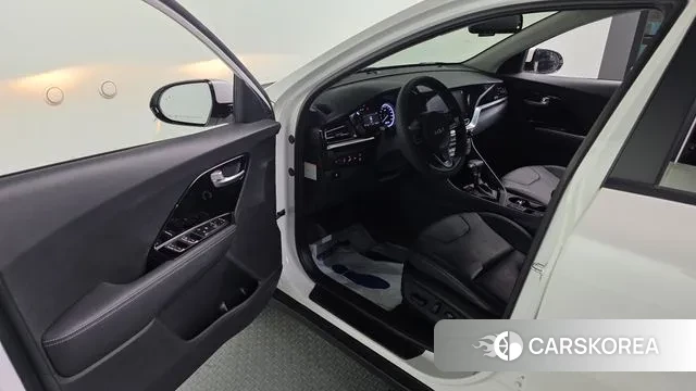 Kia The New Niro 2021 Белый из Кореи, фото 2