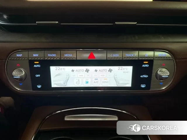 Genesis G90 (RS4) 2022 Темно-зеленый из Кореи, фото 2