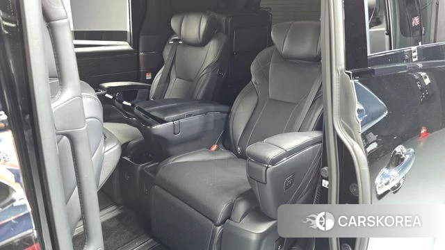 Toyota Alphard 4th Generation 2025 Черный из Кореи, фото 2